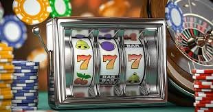 mariatogel 124 app showing live casino tables and payment options including DANA, OVO, GoPay